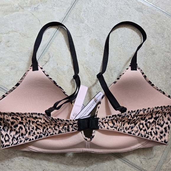 34b leopard print Victoria's secret wireless push up bra - Picture 2 of 6